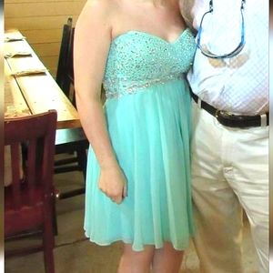 Mint green strapless homecoming/prom/formal dress with beaded lace bodice-size 4